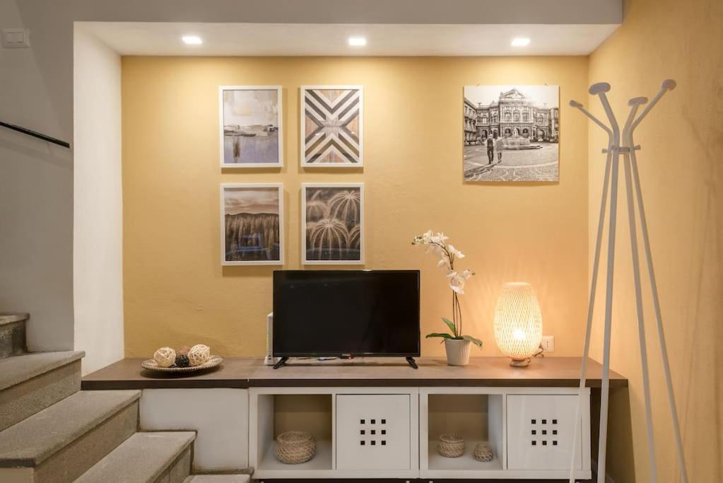 Apartamento Le Pennellate Short Lets CTA Exterior foto