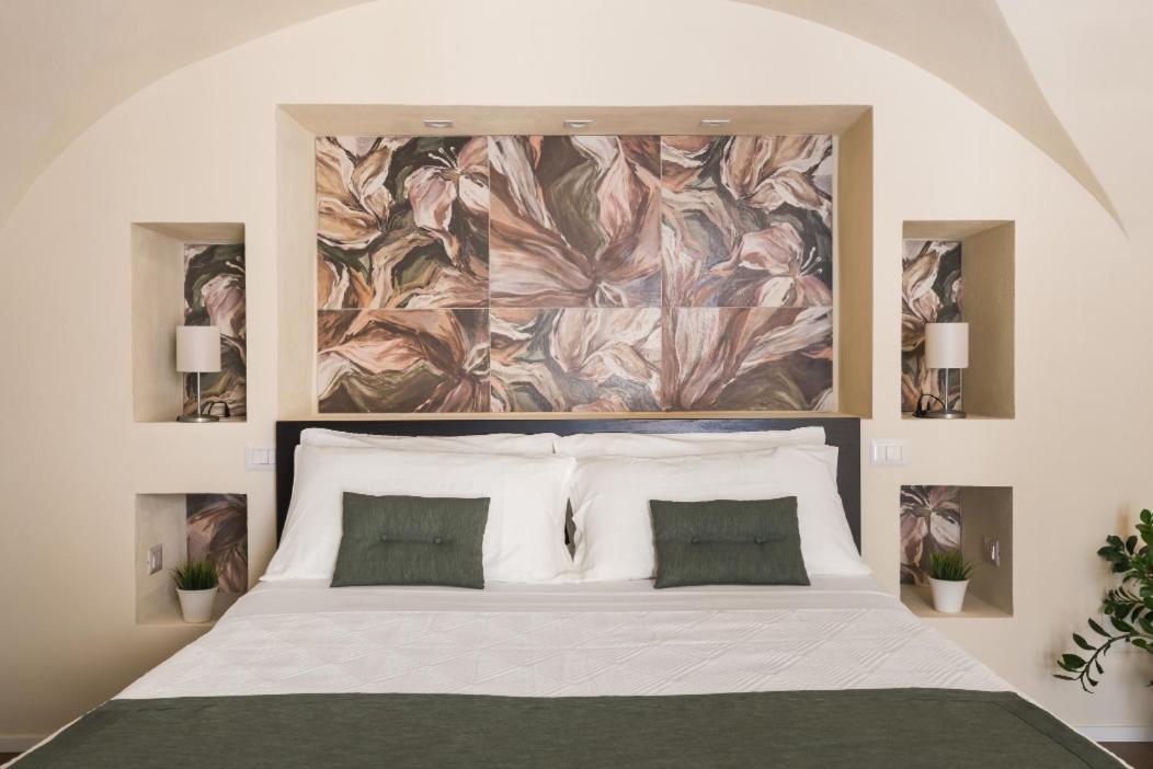 Apartamento Le Pennellate Short Lets CTA Exterior foto